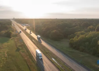 Truckload market tries to squash seasonal depression