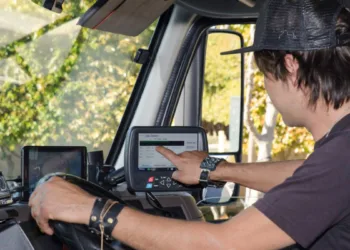 Amazon Freight Partner paves way for more inclusive trucking industry