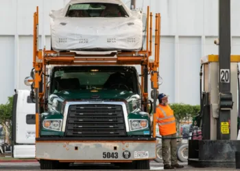 Auto hauler Jack Cooper shutting down: CEO letter to workers