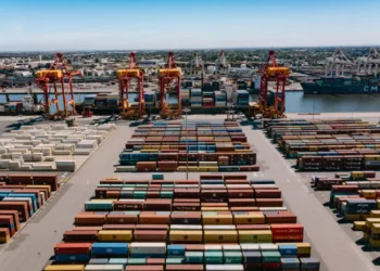 Container traffic surges at port of Melbourne