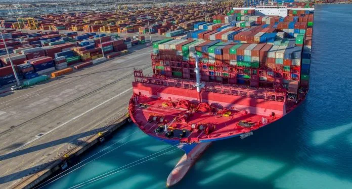 COSCO, OOCL add Guinean port to MWAX service rotation
