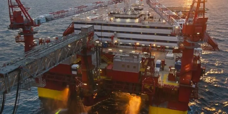 Floatel International firms up accommodation vessel deal