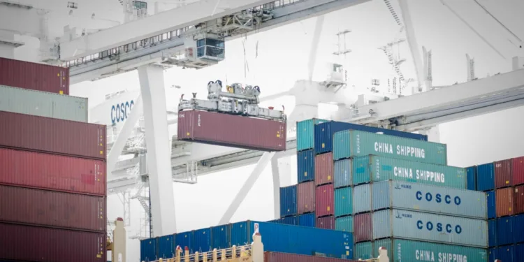 Freightos: Ocean container rates falling but still above year-ago levels