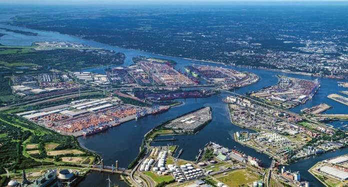 HHLA signs collective agreement with German trade union ver.di