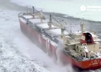 Laden supramax grounds off Sakhalin