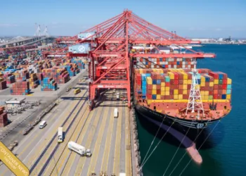 Long Beach sets new annual container volume record