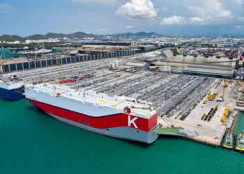 New leadership takes the helm at K Line