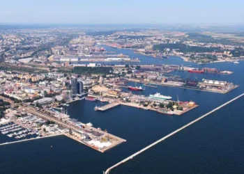 Poland to send abandoned Russian tanker for demolition