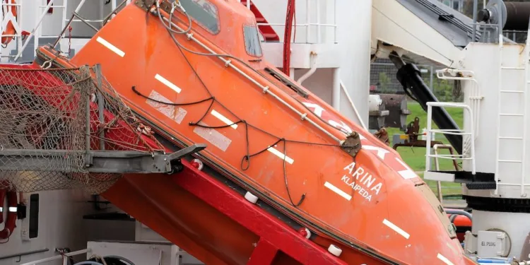 Russian ship in trouble with hull breach