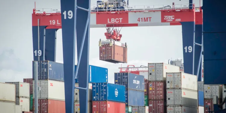 Tariff fears help Port of Long Beach containers to best start on record