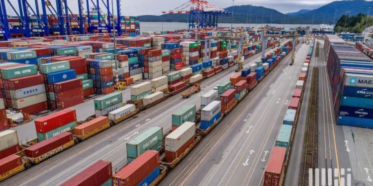 CPKC container dwell better but still a concern at top Canada port