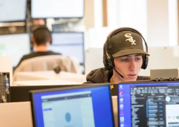 Deliverr co-founder launches ‘AI teammate’ for logistics, raises $25M