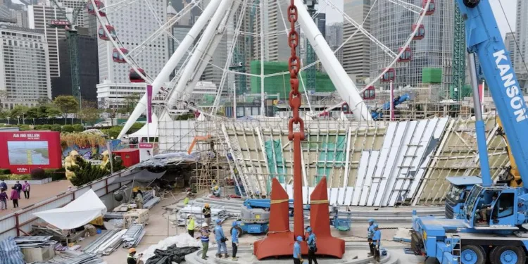 Famous anchor takes centre stage in Hong Kong