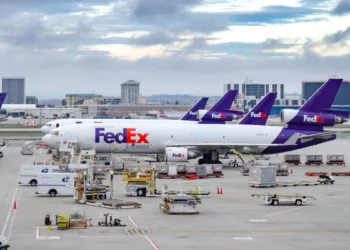 FedEx orders Boeing 777 and ATR cargo aircraft, delays MD-11 retirements