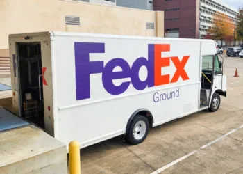 FedEx says economic uncertainty slowing parcel and freight demand