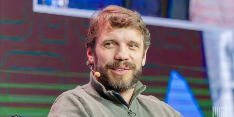 Flexport CEO: ‘Every single member on your team should be using AI’