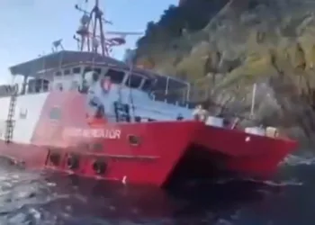 Fugro survey vessel arrives safely to port following grounding