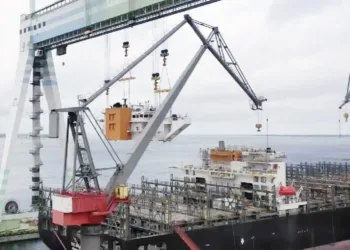 Hapag-Lloyd sends another seven vessels in for jumboisation treatment