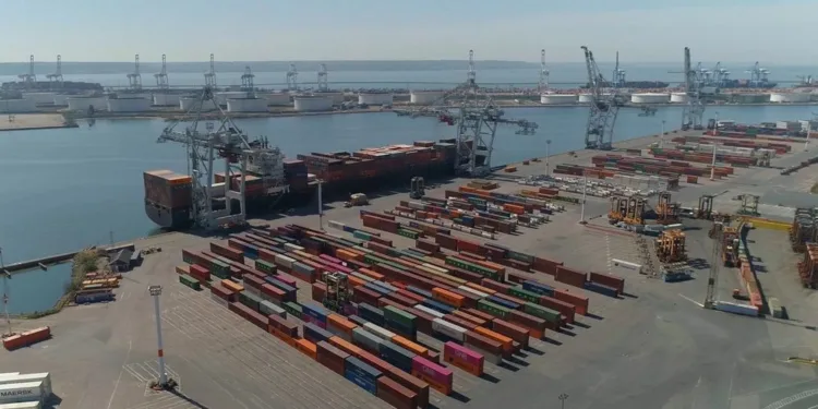 Hapag-Lloyd’s ports arm takes over terminal in Le Havre