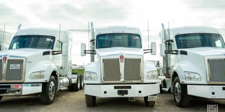 Lawmakers propose tax relief for truck drivers