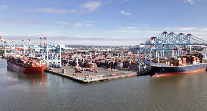 Maersk and Port of NY&NJ reach lease extension deal for APM Terminals Elizabeth