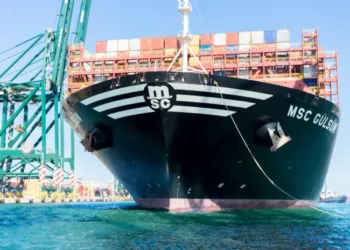 Major container lines reshape Far East service networks