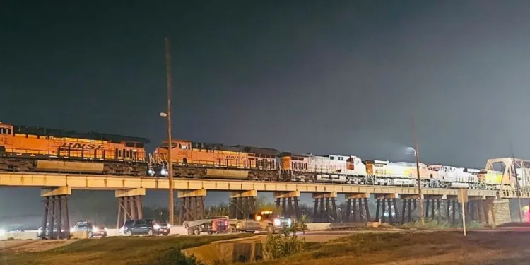 STB issues draft environmental statement on proposed border crossing railroad