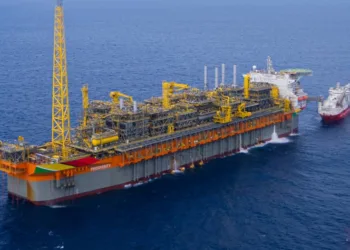 Venezuelan coast guard vessel enters disputed waters near ExxonMobil FPSO