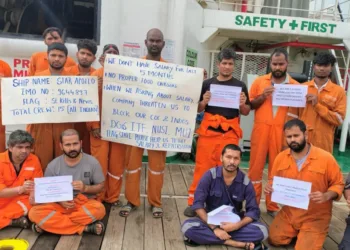 Abandoned OSV crew take to social media to get paid