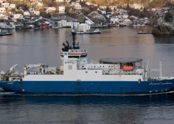 Cairn hires EMGS for 3D survey off India
