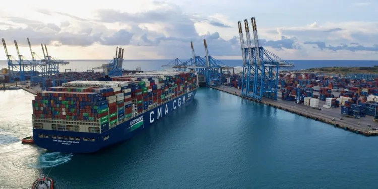CMA CGM buys into Egyptian inland port