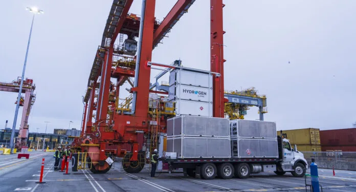 DP World tests hydrogen-powered crane in Vancouver sustainability push