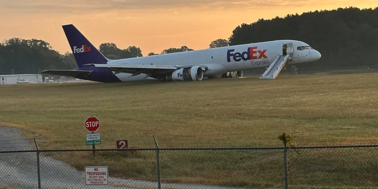 FedEx 757 accident prompts NTSB call for door latch inspections