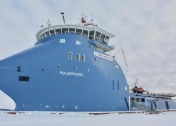 Havila buys offshore supply ship from Fafnir Norway