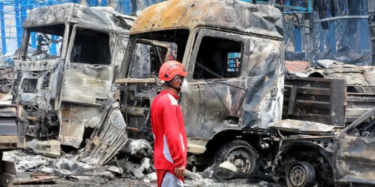 Number of deaths in Iran port blast rises to 70