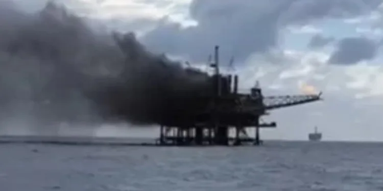 Over a dozen injured in Petrobras platform fire
