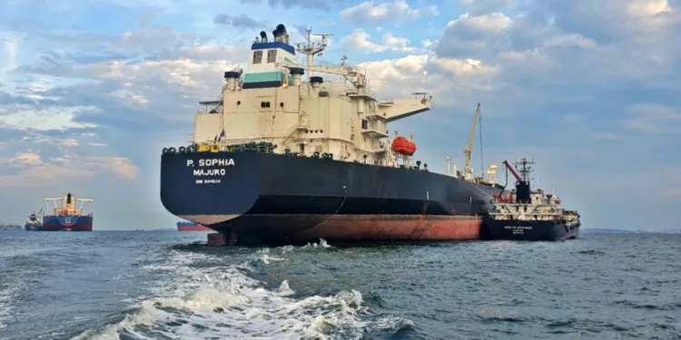 Performance Shipping pens potential aframax sale deal