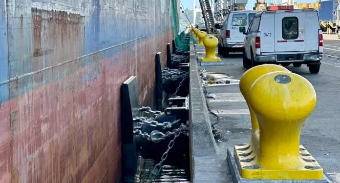 Port of Oakland upgrades berths to handle larger container ships