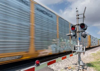 Trucks make January run for the border at railroads’ expense