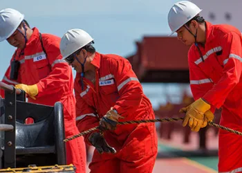 Addressing seafarer burnout