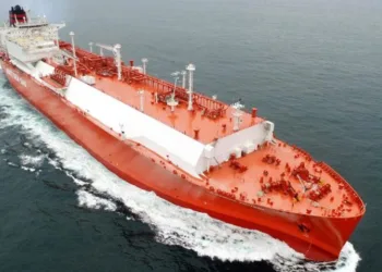 Apollo snaps up LNG shipping platform Hav Energy