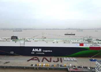 China smashes car carrier size records twice in less than a month