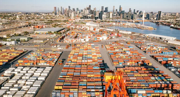 DP World deploys OneStop’s digital solutions at new container facility in Australia