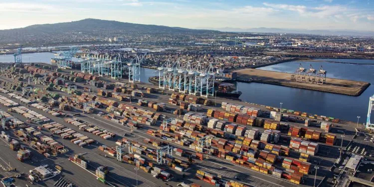 Liners confident of pushing through rate rises on surging transpacific business