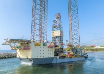 Noble fixes rig on UK carbon storage project