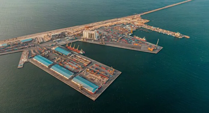 Tripoli port operations halted after clashes erupt in Libya