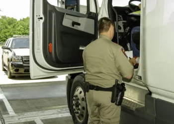 BREAKING: DOT will crack down on non-domiciled CDL holders