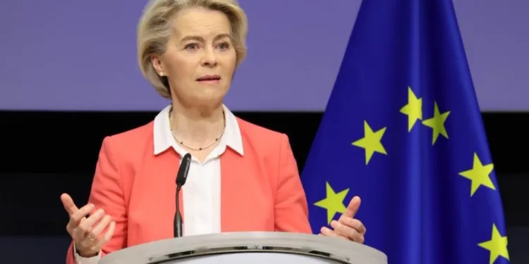 EU pushes for $45 Russian oil price cap and expands crackdown on shadow fleet