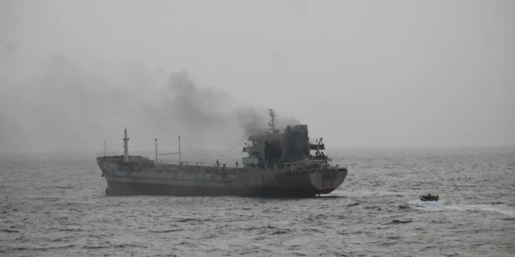 Fire hits product tanker in Gulf of Oman