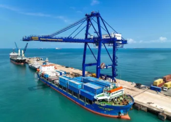 Indonesian Batu Ampar Container Terminal receives new cranes